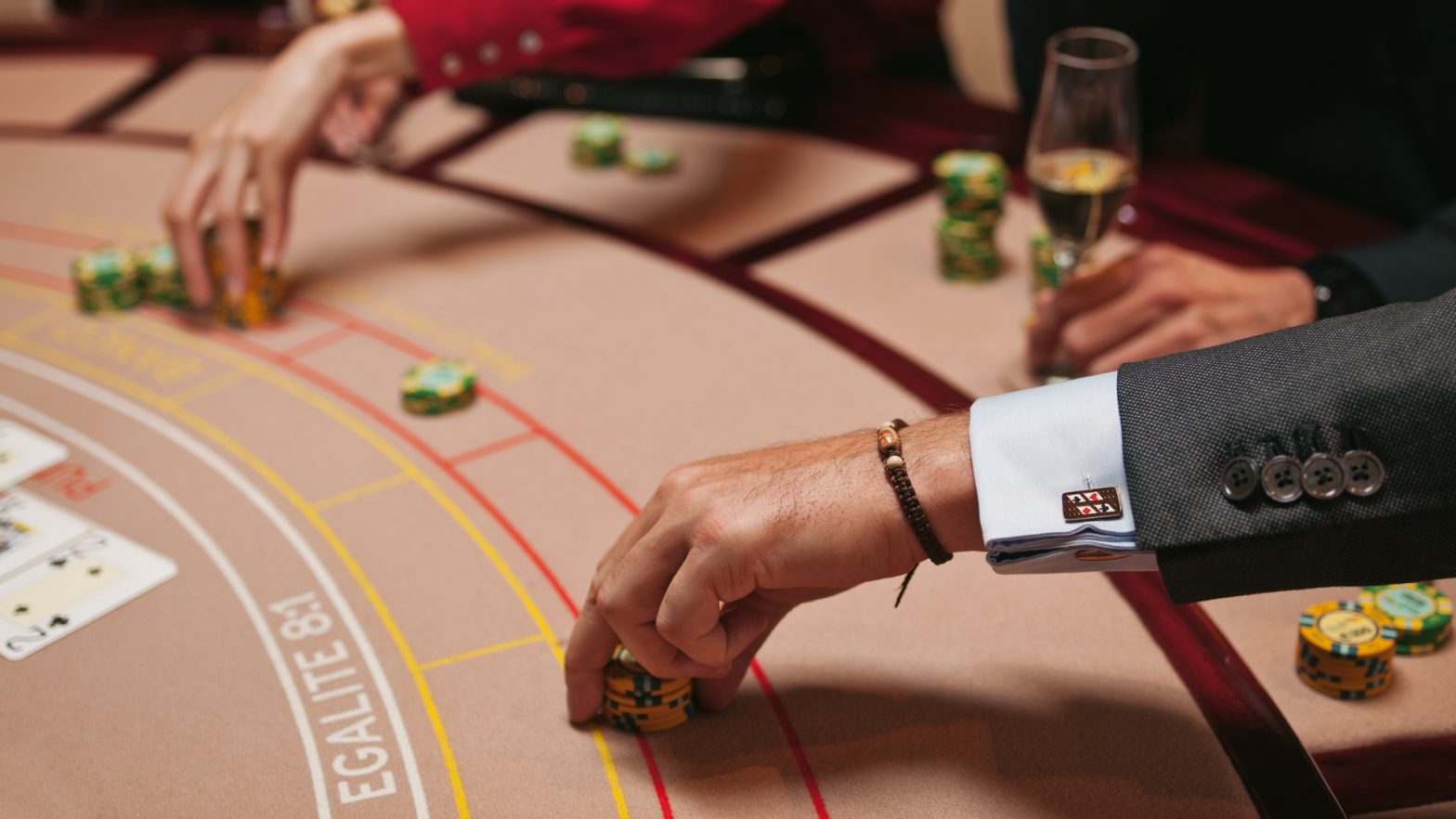 Baccarat game: what are the rules for beginners?